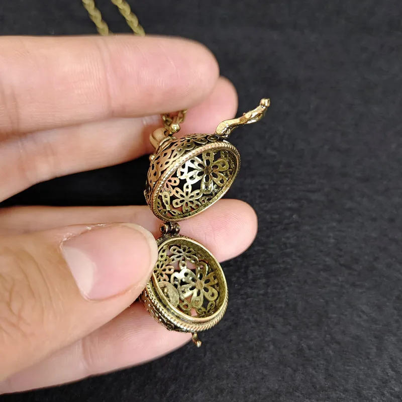 Liontin Liontin Bola Berongga  - Diffuser Necklace Locket ulasan dan harga